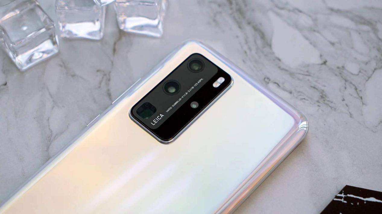 华为mate40|为华为Mate40登场助威,P40也给出了降价,128G跌至四千内