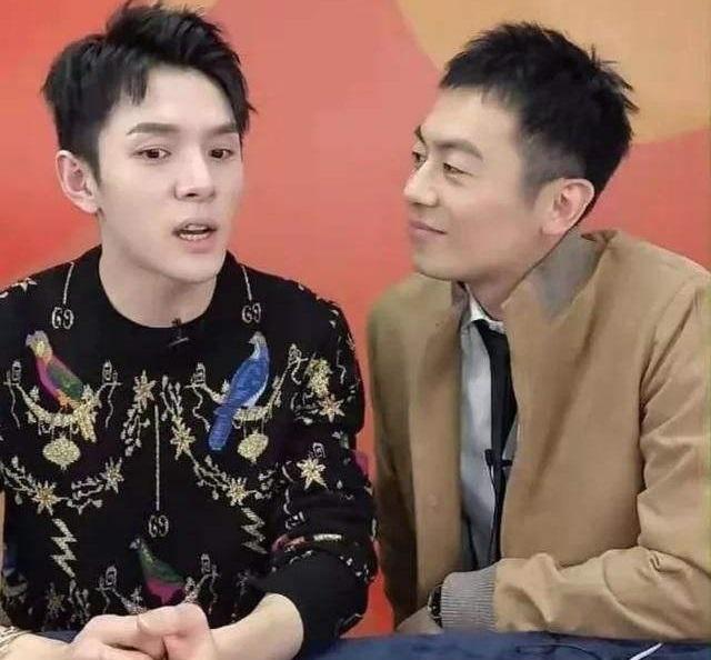 『李佳琦』李佳琦八成的货没卖完，或成第二个肖战，成也粉丝败也粉丝
