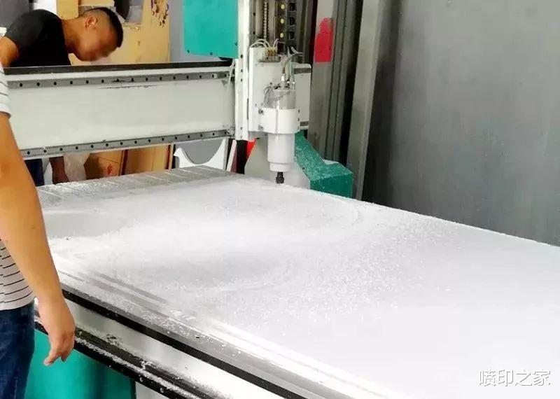 这种材料只是多了几个颜色就火了，果然这个世界还是看脸的！