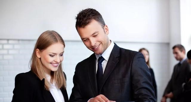 |领导说这5句客套话,别傻傻地相信,聪明人都反着听