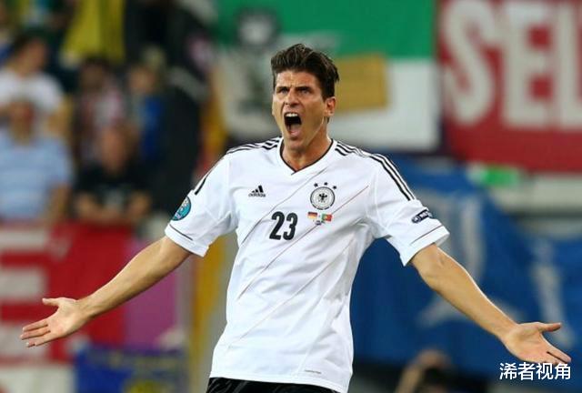 中超@下午2点! 亚洲足坛第1转会曝光: 德国国脚将加盟日本, 中超危机来了