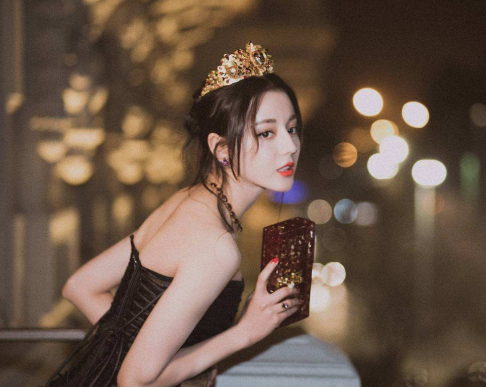 迪丽热巴|迪丽热巴是有演技的，但是没天赋，也没什么历练的机会