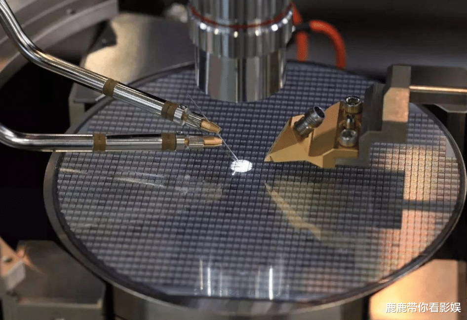 芯片|我国刚一认真，美国就赶紧开绿灯，同意2家美企出口芯片