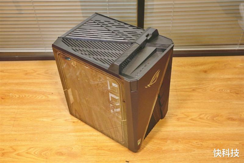 诺基亚8|连硬盘都是顶级的“游戏怪兽”！ROG光魔G35电竞主机评测