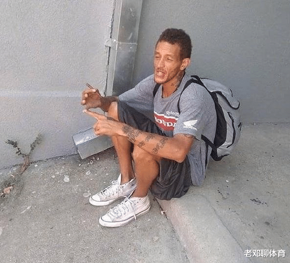 弗朗西斯|NBA球星破产了咋办？弗老大行窃入狱 詹皇前队友流浪街头