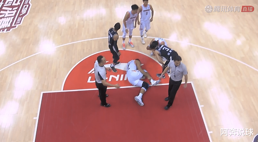 易建联|赛季报销！易建联伤病结果出炉，球迷们不愿看到的事情还是发生了