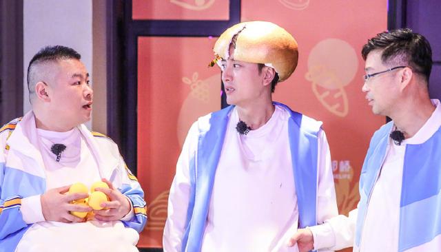 「岳云鹏」德云社综艺一哥被替代，是郭麒麟太强，还是岳云鹏自暴自弃