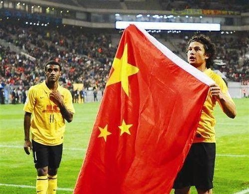 国足：国足若等来全部的归化大军，能与日韩伊对抗吗？