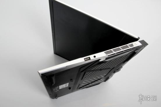 GeForce|学出位，玩出色——机械师“战空”F117-X开箱测试