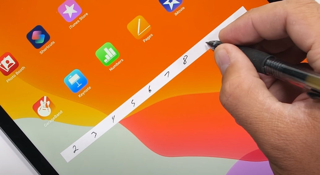 iPad Pro|新iPad Pro暴力测试！价值六千块的机器，真的这么容易被掰弯吗？