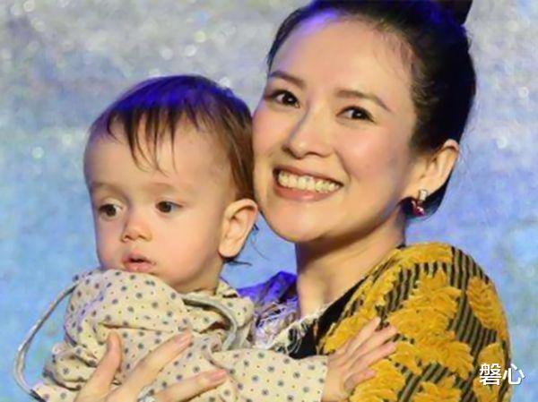 「电视剧」影视剧中的婴儿都是从哪儿找的？导演终于说出真相，被骗了20年