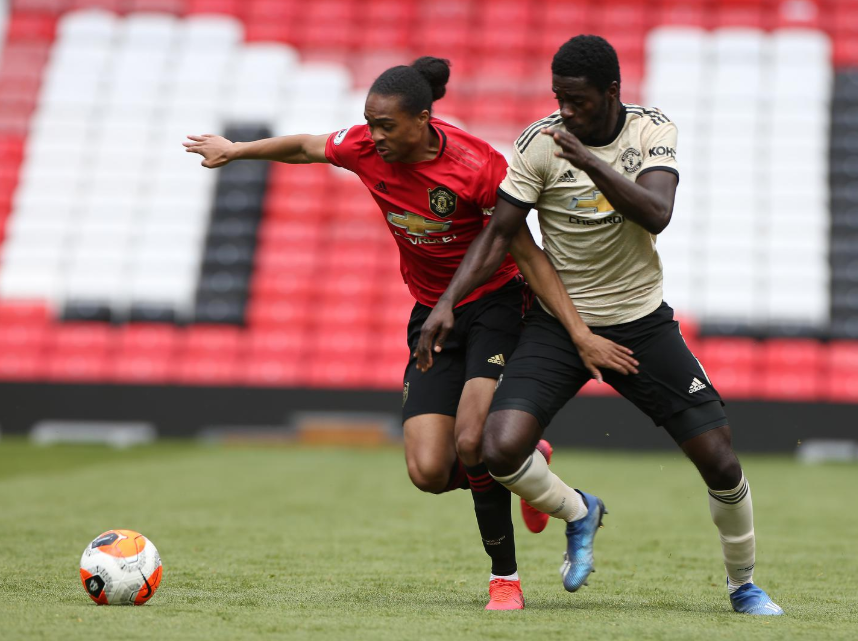 「曼联」曼联重返梦剧场踢队内训练赛！小王身披7号战袍，博格巴B费成对手