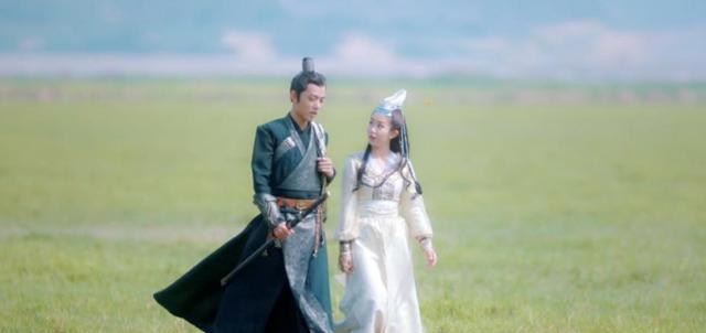 狼殿下|《狼殿下》大结局：悲催女主死在男主怀里，男二另觅良人美满逍遥