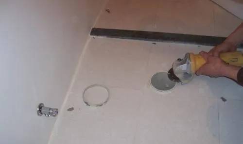 『连体』原来壁挂马桶的安装是这样的!别再用传统马桶了