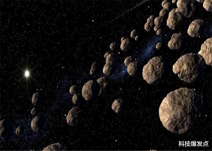 「陨石」曾坠落在山东的陨石，上面刻有“神秘文字”，是外星人留下的吗？