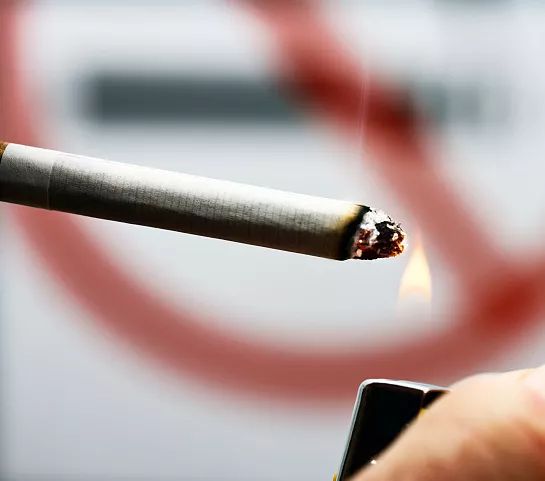 『睡眠』眼睑痉挛是拖出来的,医师忠告。