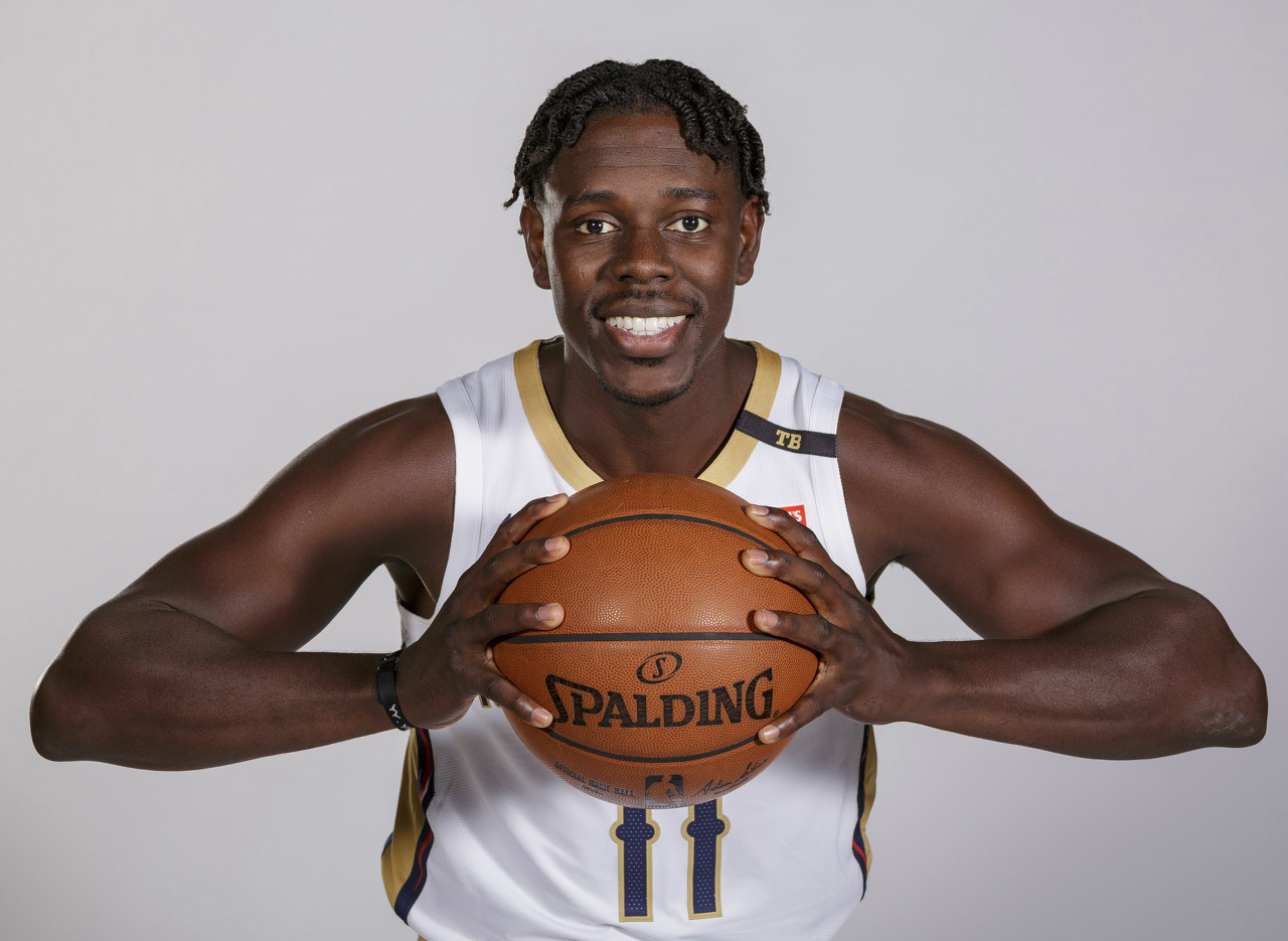 雄鹿队|再见，库里！雄鹿第一份5年超级顶薪诞生，3换1或引进14+3后卫