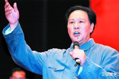 姐姐|传奇的古月：一生饰演84次毛主席，主席女儿李讷见到他后放声大哭
