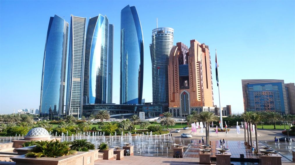 「迪拜」世界上最富有的城市，比迪拜还有钱，唯一的八星级酒店就在这