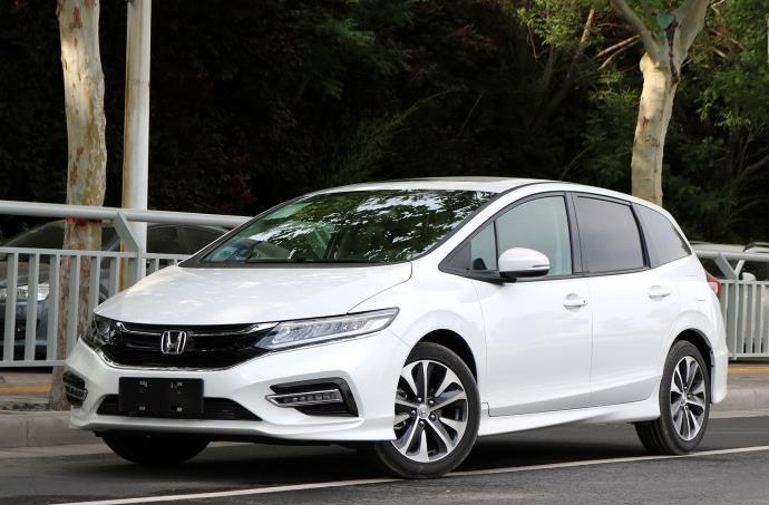 「宝骏730」开完本田杰德，又换宝骏730，两车对比，车主：想说三个字