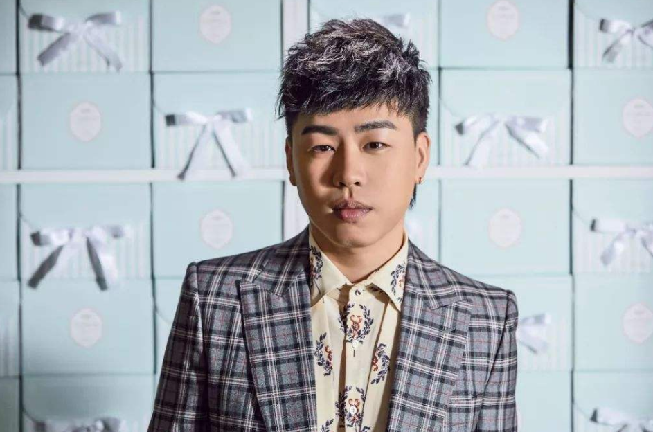 「胡彦斌」“音乐鬼才”胡彦斌，为何在近几年人气大增？