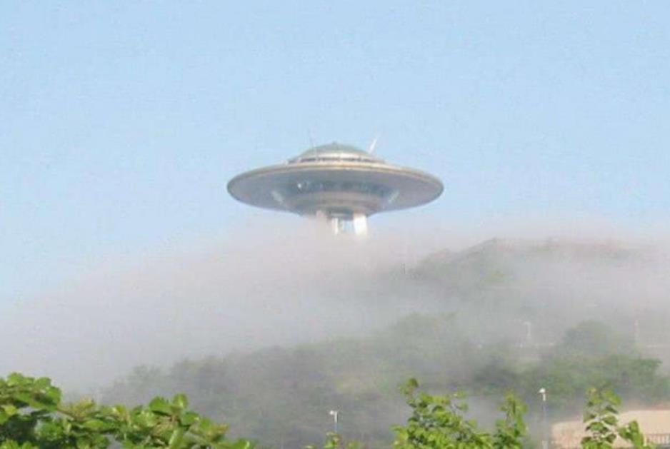 [核糖核酸]UFO频繁现世是何预兆？波兰男子拍下清晰照，美国公布3段绝密视频