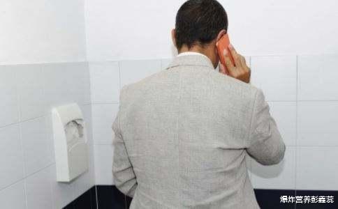 痛风|每3个痛风的人就有1个肾不好，当你出现3种情况，说明肾受伤了