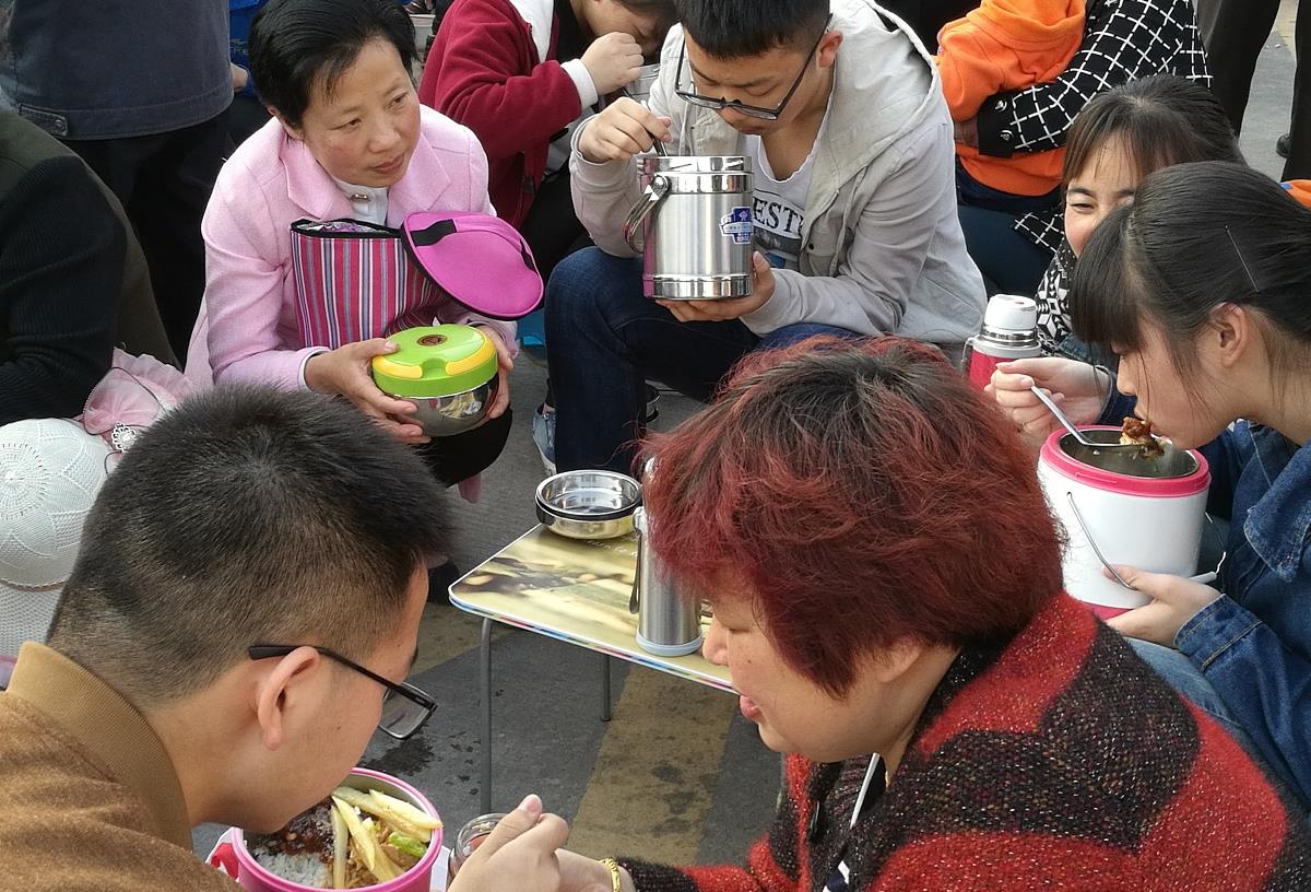 ▲高考最后一个月，家长默默做好这4件事，孩子成绩更上一层楼