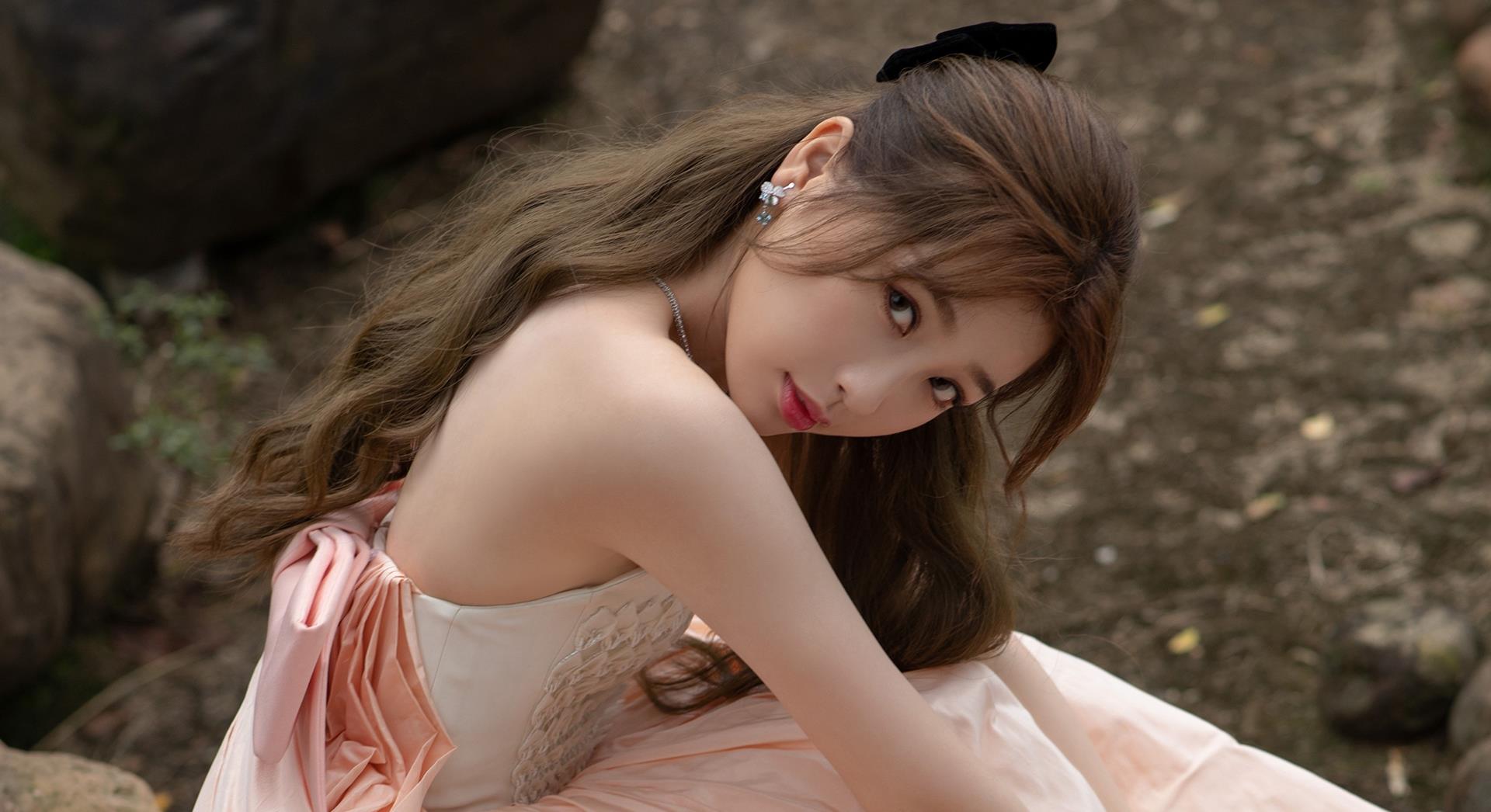 虞书欣|《庆余年2》女主变成虞书欣,在选秀中弯道超车的她,现故伎重施