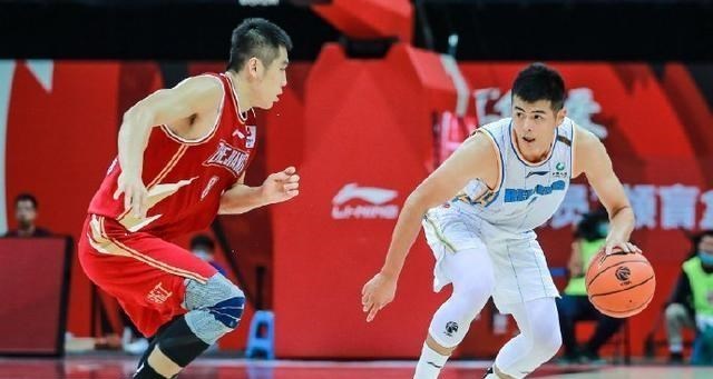 上海男篮|央视直播！北京首钢挑战土豪球队上海男篮，超级外援确定复出