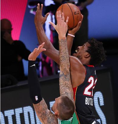 重庆|不敌绿军后，巴特勒送给凯尔特人19个字，听听塔图姆 布朗怎么说