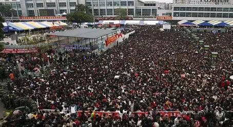 不刷春运免六怕，领个萌娃过大年！