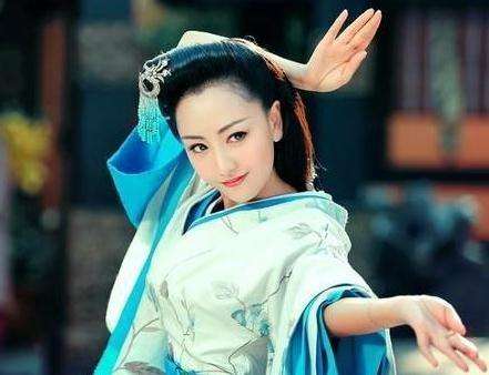 佛系|她是“最佛系”女星，一年仅拍两部戏，却无人说她“耍大牌”！