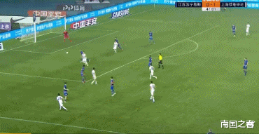 江苏苏宁|被狂揍半场加裁判薅毛,破苏宁不败金身!崔帅帮申花找到制胜法宝