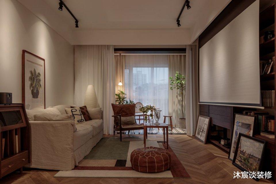 |这对夫妻新家因怀旧风引人注目，全屋温馨浪漫，生活过得简单幸福