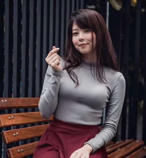 mayumi|盘点最漂亮的LOL女职业选手，Mayumi忘了我吧！
