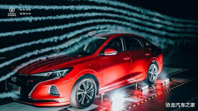 长安逸动|长安逸动PLUS连续6个月销量破万，8月销量达到17776辆