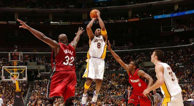 [奥尼尔]别再嘲笑湖人交易奥尼尔了！看看当年热火的筹码，哪支球队顶得住