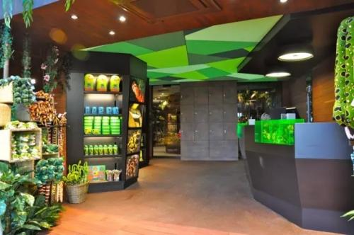 美容师|10家宠物店有9家在赔钱，为什么还会有那么多人开宠物店？