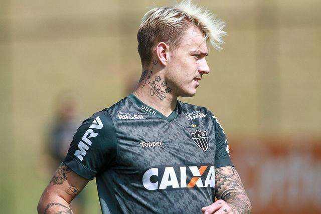 格德斯|疯狂叫板!中超U23超巨三次“逼宫”恐自毁前程,曝2条路已被堵死