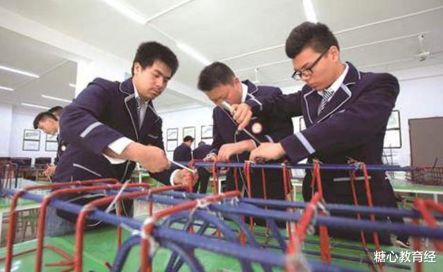 大学|大学里“不过时”的5个专业,就业前景好,毕业就是“铁饭碗”