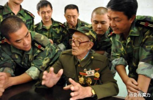 柴云振@特等功臣“复活”!秦基伟特地举办庆功会,他的要求让人让人泪目!