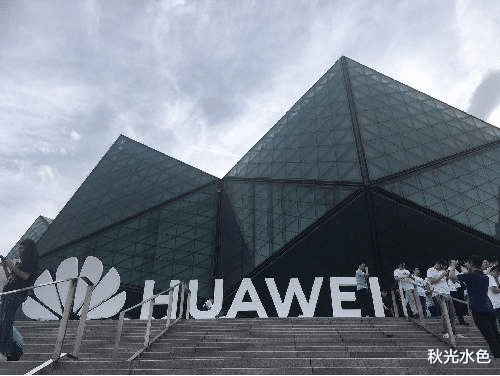 芯片|制裁成为“助力”？中国芯片界正式宣布，芯片原材料获重大突破