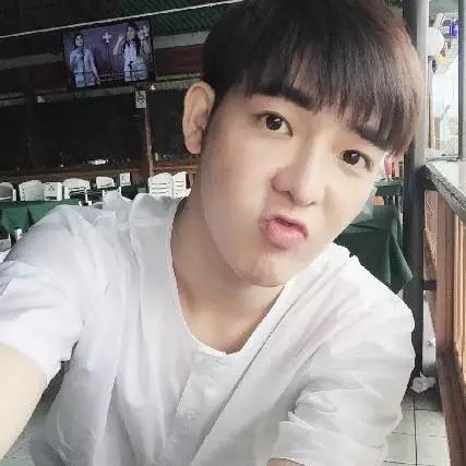 整容|泰国小哥因长太丑花74万整容，成功从丑男变网红