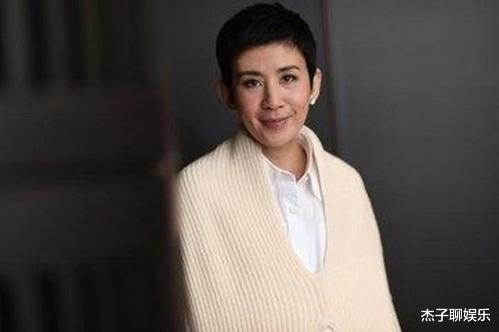 吴君如|同居不同床，生女不结婚，AA制关系的吴君如，获赠2.5亿股权