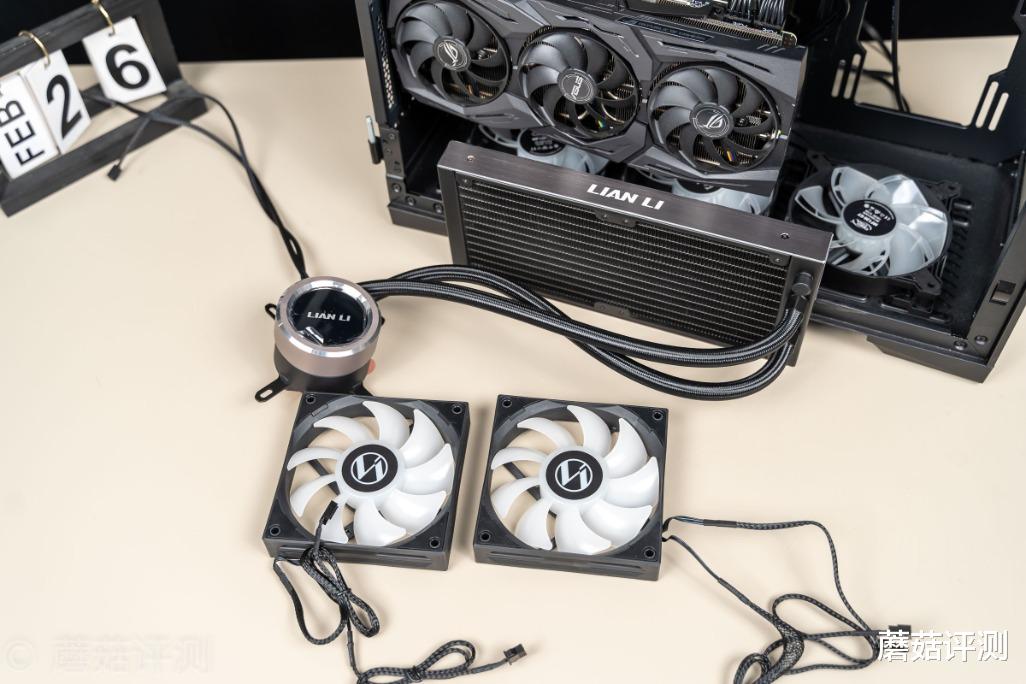 CPU|高颜值，高性能，金属风、LIANLI 极圈240一体式水冷 评测
