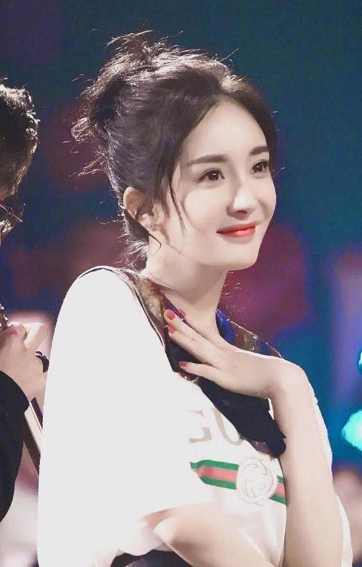 「高以翔」《怪你过分美丽》惊动半个娱乐圈助力秦岚宣传，无一人敢提高以翔