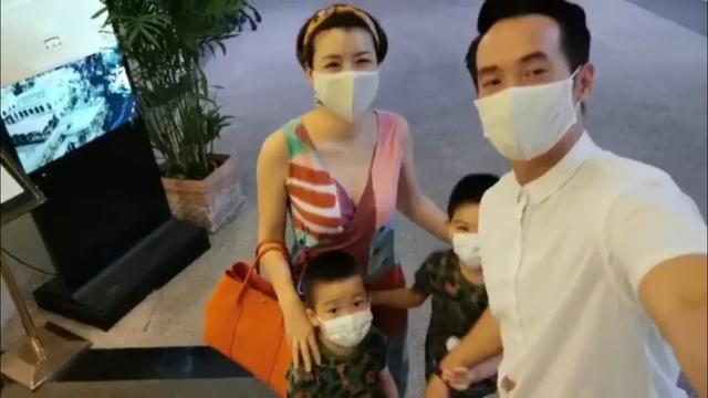 陈茵媺|陈茵媺和子女为陈豪庆祝父亲节,一家五口开心热闹幸福惹人羡