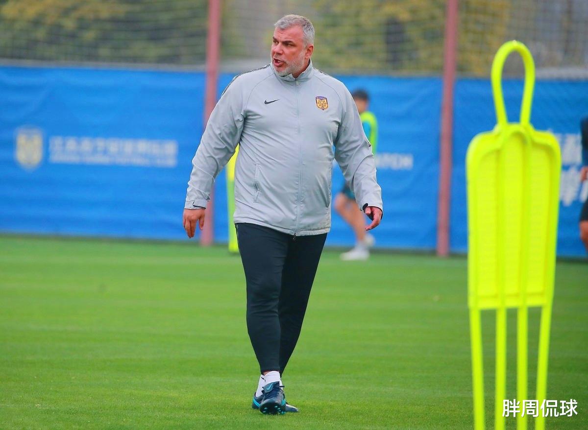 江苏苏宁|敢为人先!奥拉罗尤争冠非空谈,苏宁一细节让中超15队自愧不如