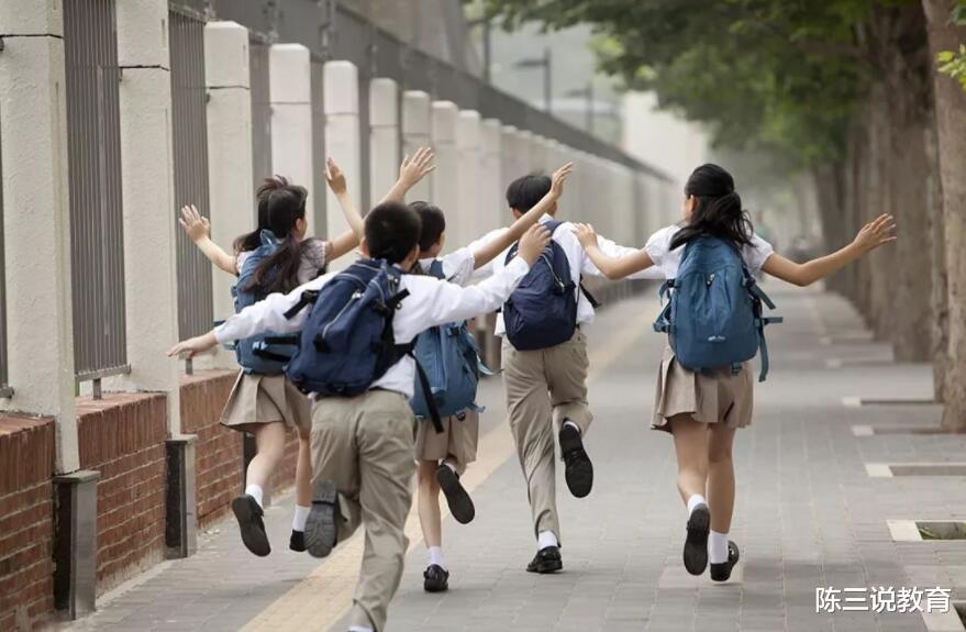 大学|教育部通知：大学、中学、小学寒假“统一提前”，家长却欲哭无泪